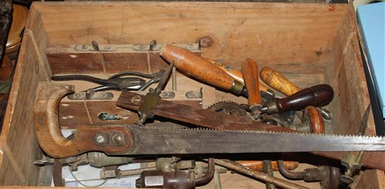 Small qty of tools